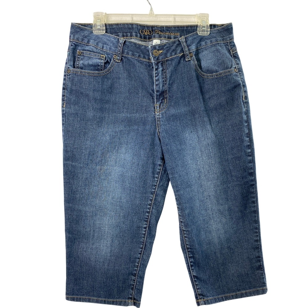 Cato Premium Capri Jeans Women 14 Medium Wash Stretch Cropped Denim Casual Pants